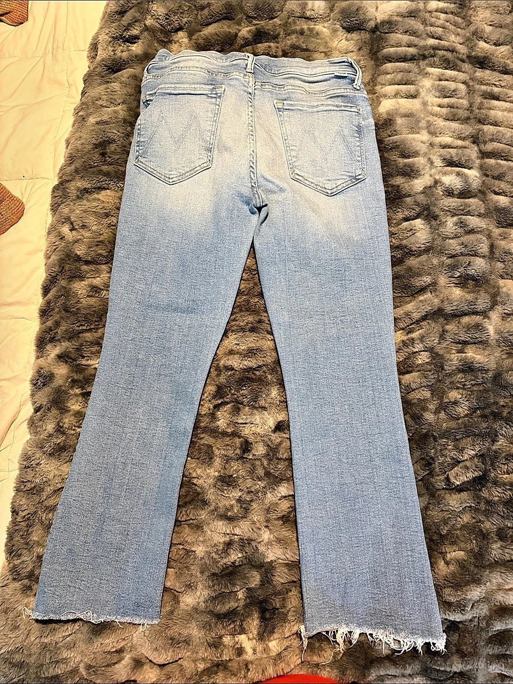 MOTHER The Insider Crop Step Fray Jeans in Limited Edition Light Blue, 30